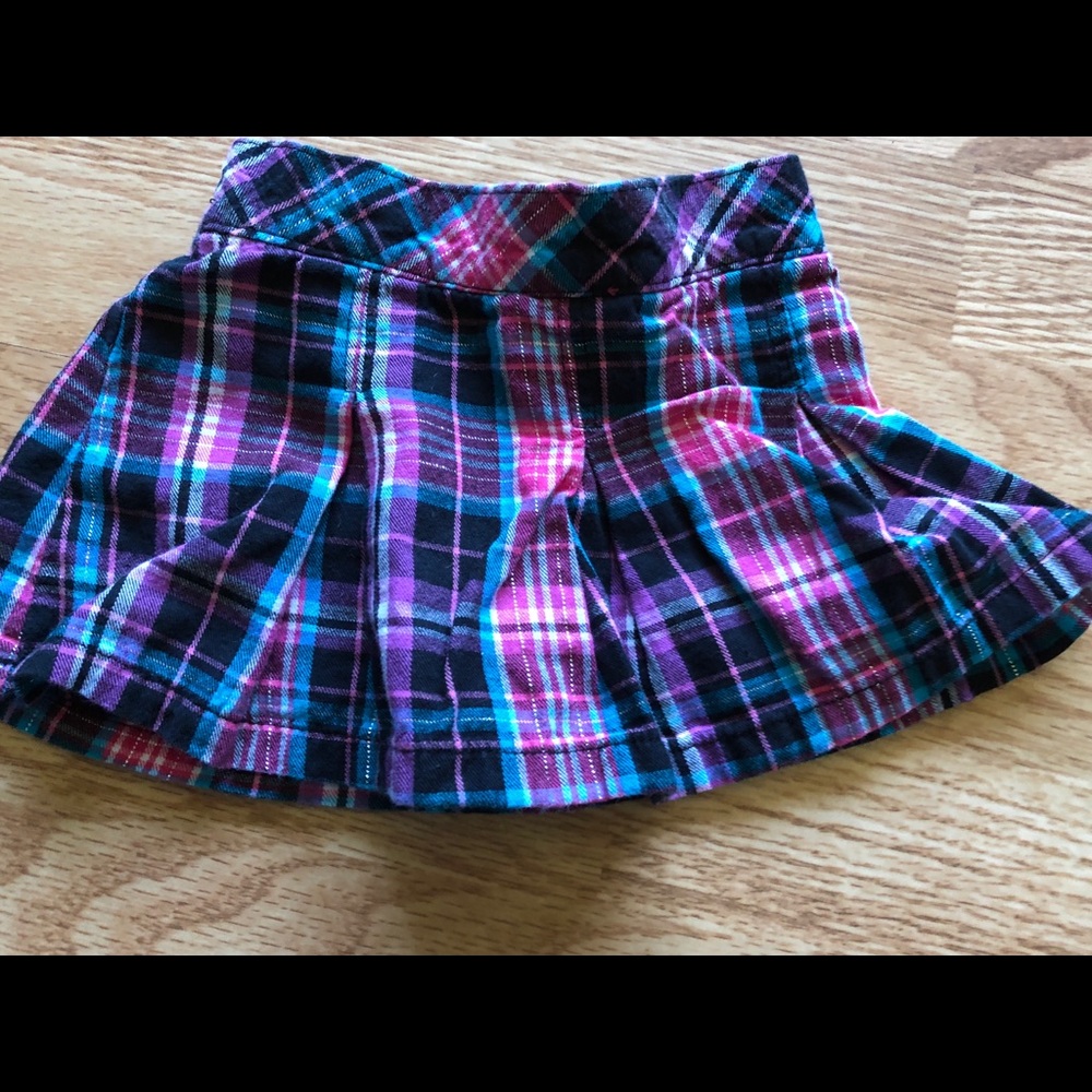 This skirt is absolutely adorable on.